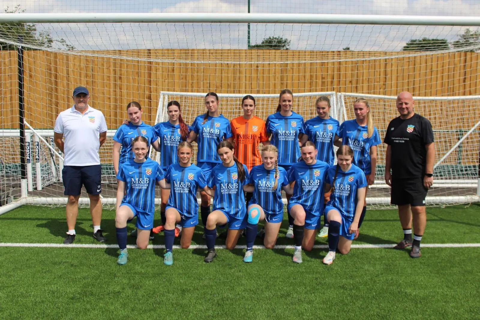 Harpenden Colts Women football team